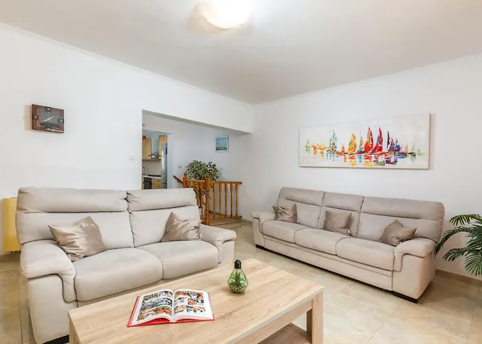Villa House Max *