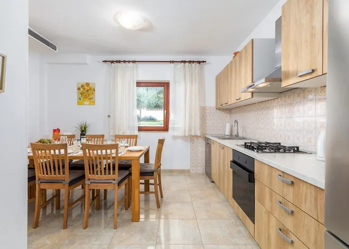 House Max Villa