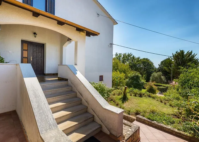 House Max Vila *