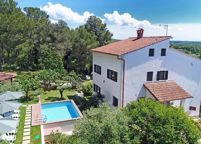 Villa House Max *