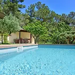 Villa House Max *