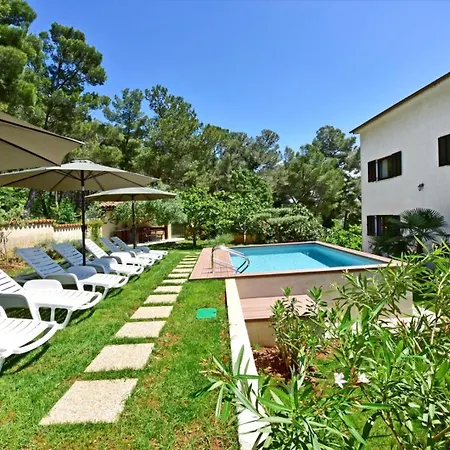 House Max Villa *