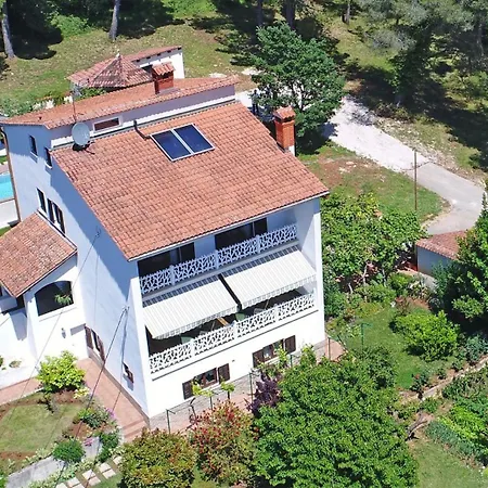 House Max Villa Mugeba