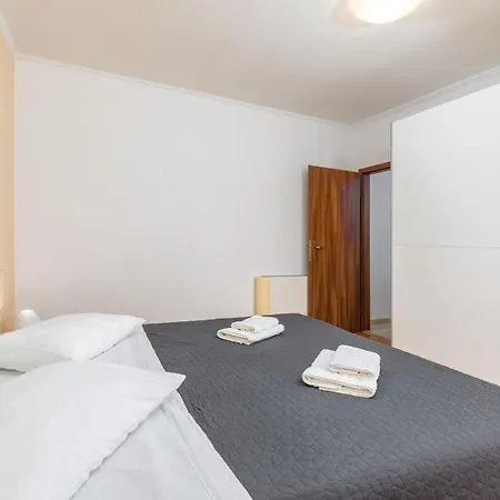 Vila House Max Mugeba