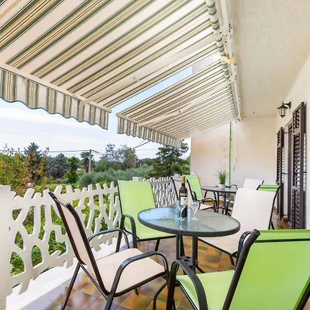 House Max Villa