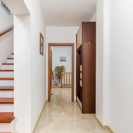 House Max Villa *